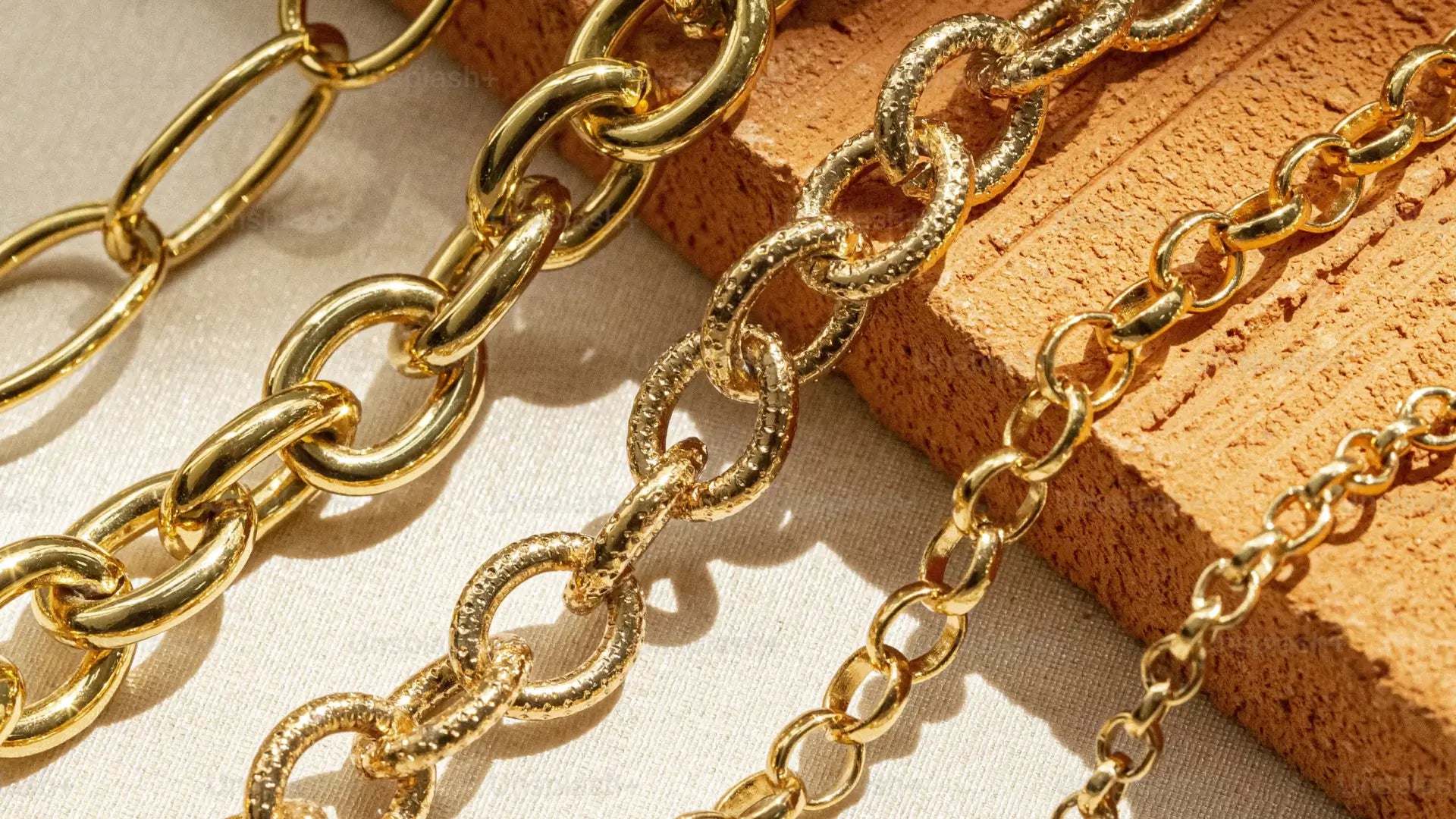 How to Wear Statement Jewellery: Top Styling Tips